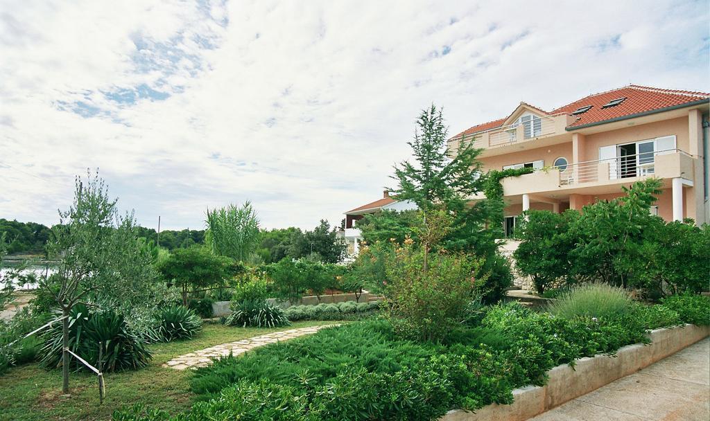 Villa Maris Ugljan Εξωτερικό φωτογραφία